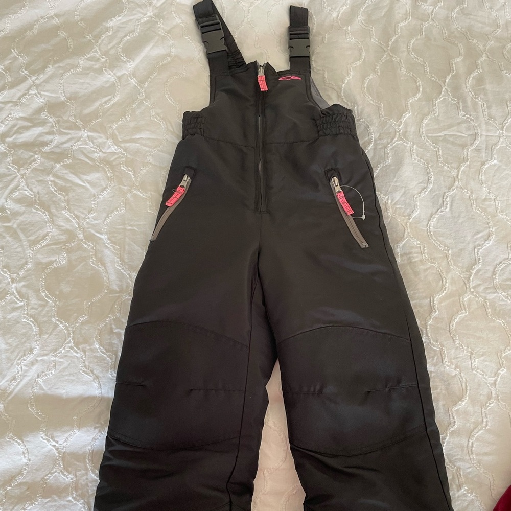 Sz. 4-5 snow pants/ski bibs